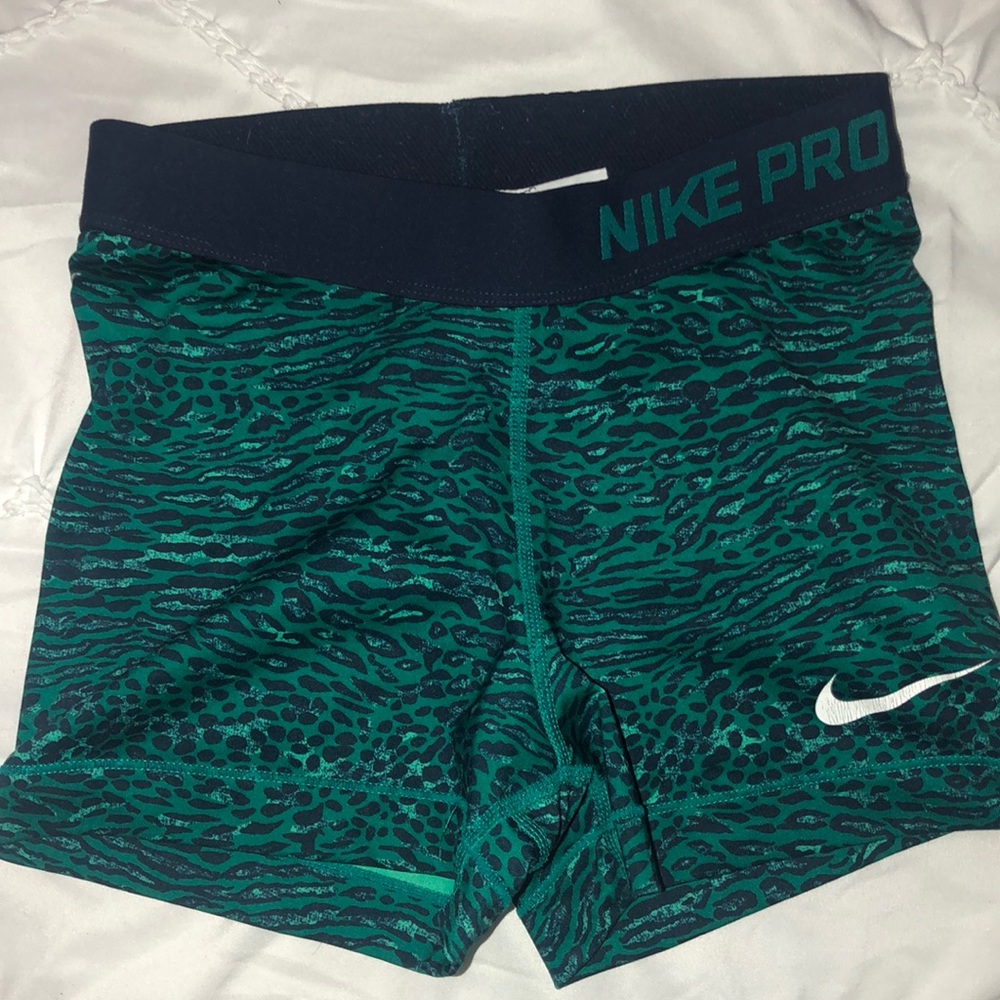 Nike pros